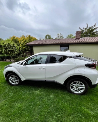 Toyota C-HR cena 97000 przebieg: 27000, rok produkcji 2020 z Poznań małe 211